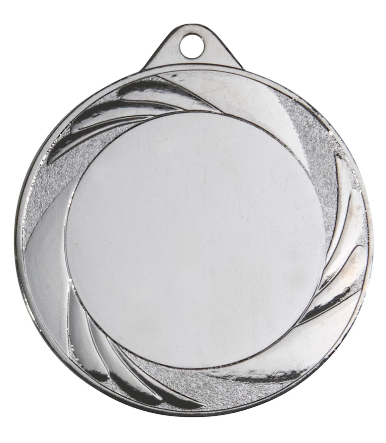 Medaille mit leerer runder Mitte, dekorativem Wirbelmuster an den Rändern und kleinem Loch oben zur Befestigung. Medaillen Karlsruhe 70 mm von POMEKI.