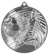 Thumbnail for Eine **Fußballspieler-Medaille Erfurt 50 mm PK79186** zeigt ein geprägtes Design eines Fußballspielers, der einen Ball kickt, mit Wirbeln im Hintergrund, und besticht durch exklusives Design und Fertigung aus hochwertigem Material.