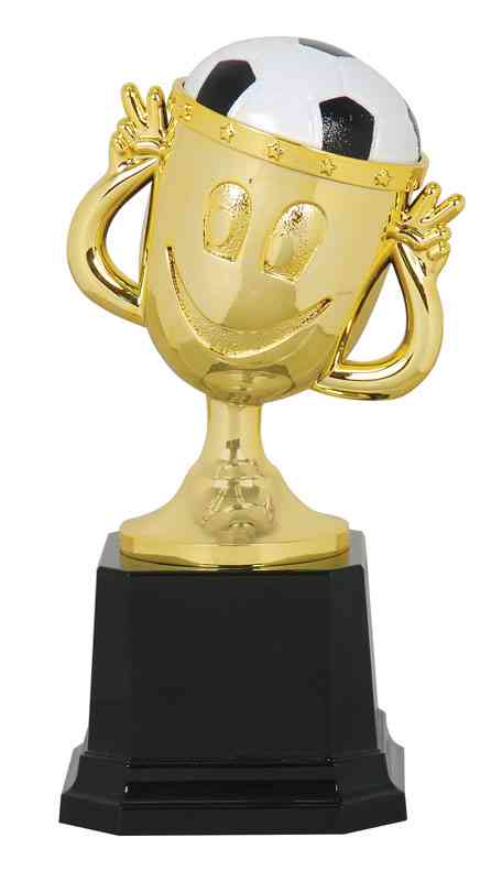 Goldtrophäe Fußball Kinder 120 mm mit einem Fußball-Design oben, unterstützt von einem Satz Hände, montiert auf einer schwarzen Basis.