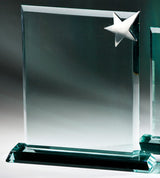Glaspokal Wuppertal, 3er-Serie – Glasplatte mit silbernem Stern oben rechts auf flachem Glassockel, Einzelansicht