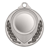 Thumbnail for Runde Silbermedaille mit Lorbeerblattgravuren beidseitig um eine leere Mitte, oben eine Schlaufe zur Befestigung. Medaillen Gera 50 mm von POMEKI.