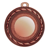 Thumbnail for Eine bronzefarbene, runde Medaille mit einer kleinen Öse an der Oberseite. Aus hochwertigem Material gefertigt, ist die Mitte leer und von einem dekorativen Rand mit Blattmuster umgeben, der das exklusive Design zur Geltung bringt. Dies ist die Medaillen Hildesheim 50 mm