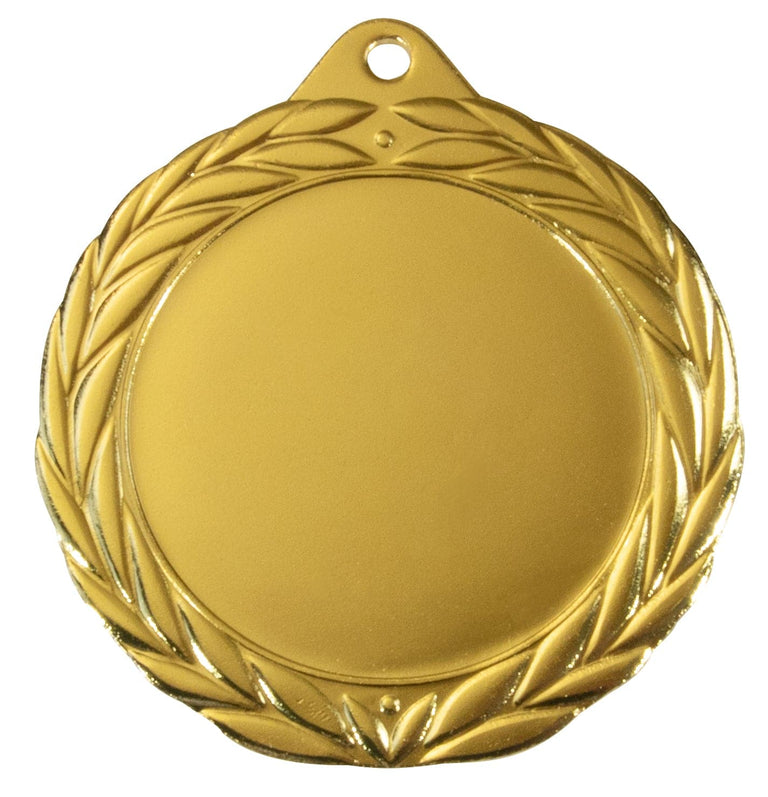Goldmedaille mit Lorbeerkranz-Design und einer leeren Mitte zur individuellen Gestaltung, isoliert auf weißem Hintergrund. Diese Medaillen Ingolstadt 70 mm ist ideal zur individuellen Gestaltung.