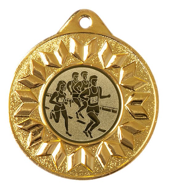 Goldfarbene Medaille mit Rautenrand und Emblem: vier Läufer mit Startnummern auf der Bahn. Medaillen Leipzig 50 mm von POMEKI.