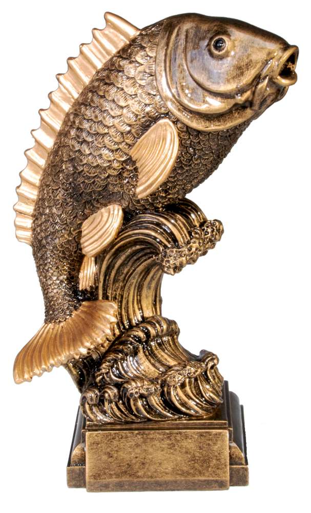 Eine bronzene Fischstatue, die einen springenden Fisch auf einer Welle darstellt, detailliert mit strukturierten Schuppen und Flossen, montiert auf einem rechteckigen Sockel – ein perfekter Trophäe Fisch 260 mm für jeden Anlass.