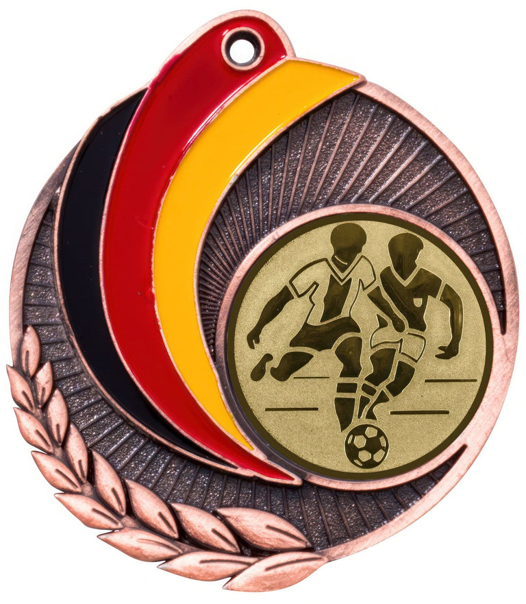 Eine bronzefarbene Medaille mit zwei Fußballspielern in Aktion, umgeben von roten, gelben und schwarzen Farben und einem Lorbeerblatt-Design. Dieses exklusive Design aus hochwertigem Material macht die Medaillen Frankfurt am Main 50 mm zu einem herausragenden Medaillenstück.