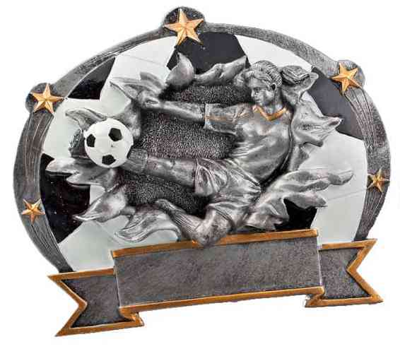 Eine 2-er Serie Fussball Frauen 115x144 mm - 171x206 mm PK737632-31-2 mit einer Fußballspielerin beim Kicken mit einem Fußball, umgeben von Sternen und einer Schleife an der Basis. Aus hochwertigem Material gefertigt, ist die Plakette an der Unterseite leer, sodass eine persönliche Gravur möglich ist. Das exklusive Design sorgt dafür, dass es in jeder Sammlung auffällt.