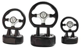 Das 3-er Serie Lenkrad 120 mm - 200 mm bietet drei Lenkradtrophäen in Schwarz und Silber mit Blanko-Namensschildern, erhältlich in den Größen klein, mittel und groß - ideal als Ehrenpreis oder Auszeichnung.